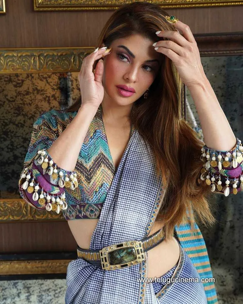 Jacqueline Stills 230622 005