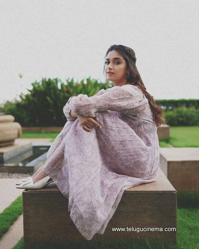 Keerthysuresh Stills 180622 004