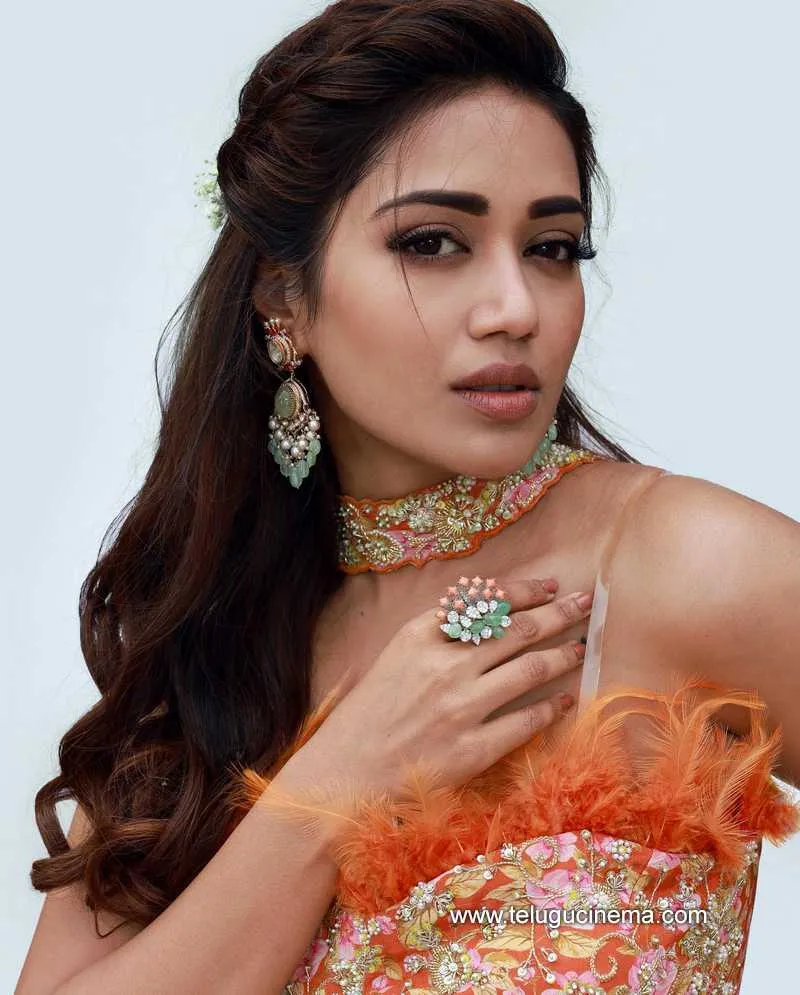 Nivetha Stills 180622 006