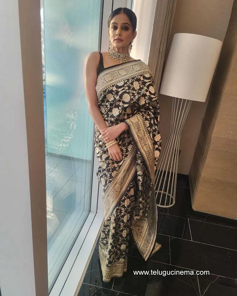 Priyamani Stills 070622 001