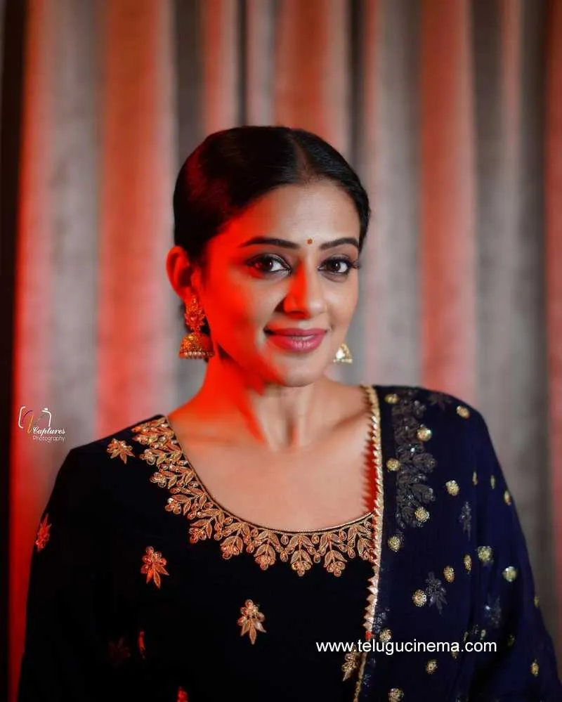 Priyamani Stills 210622 005