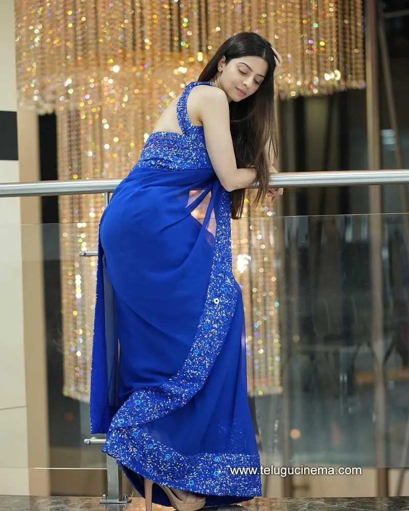 Vedhika Stills 270622 001