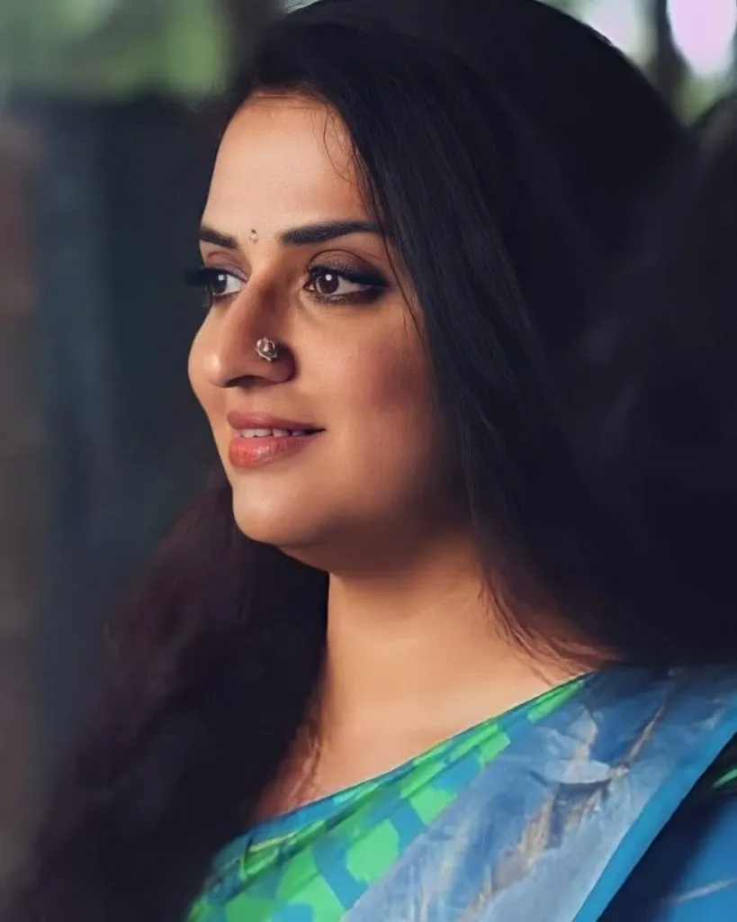 Pavithra Lokesh 1