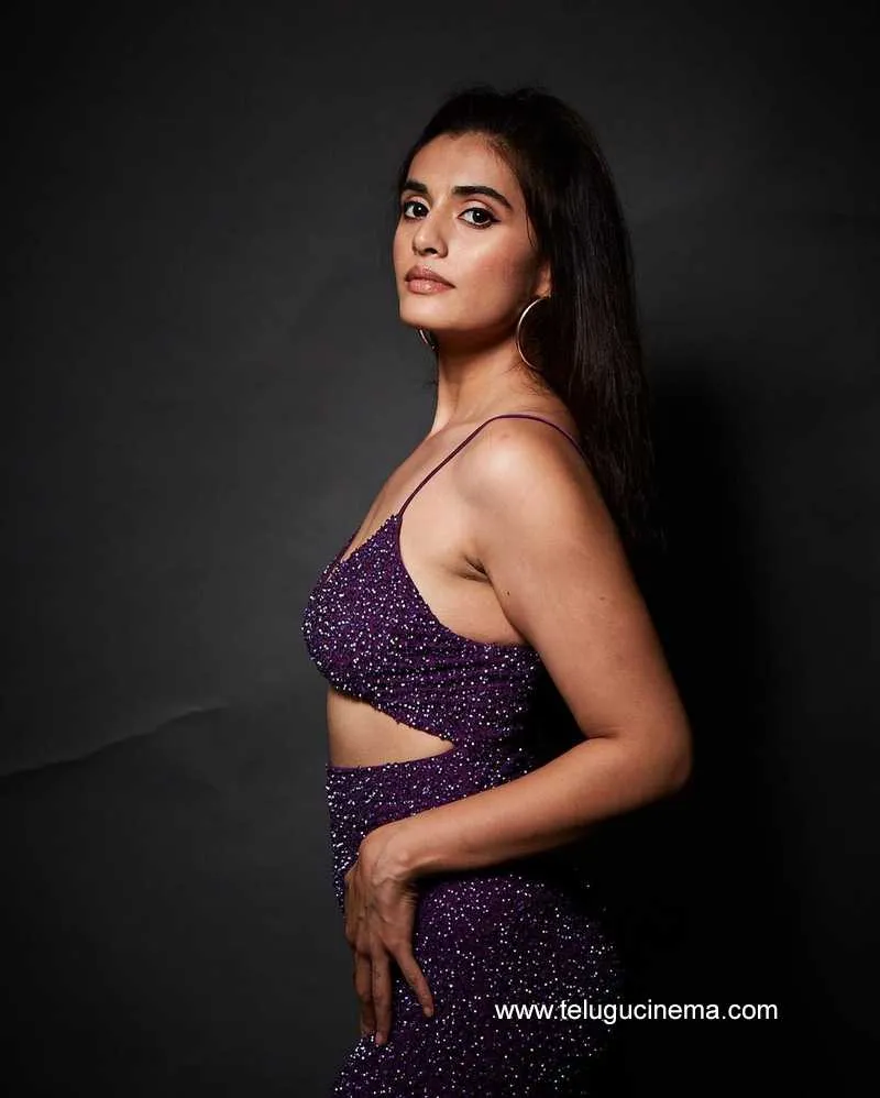 Divyansha Stills 080722 001