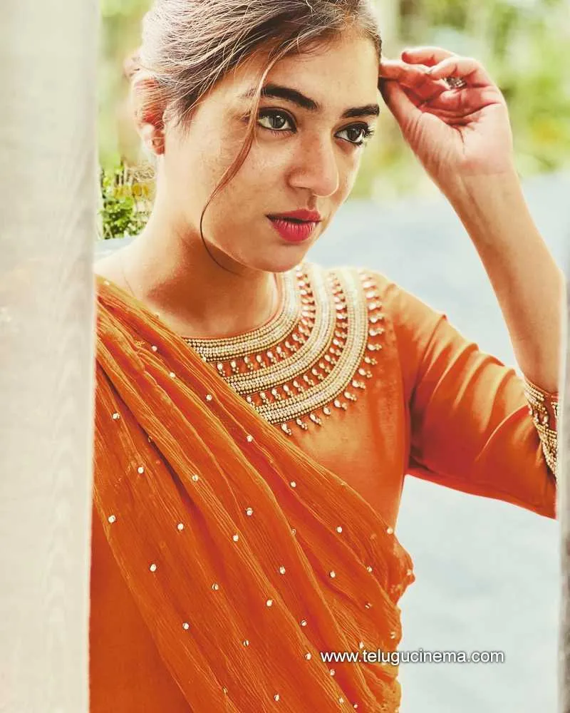 Nazriya Stills 200722 001