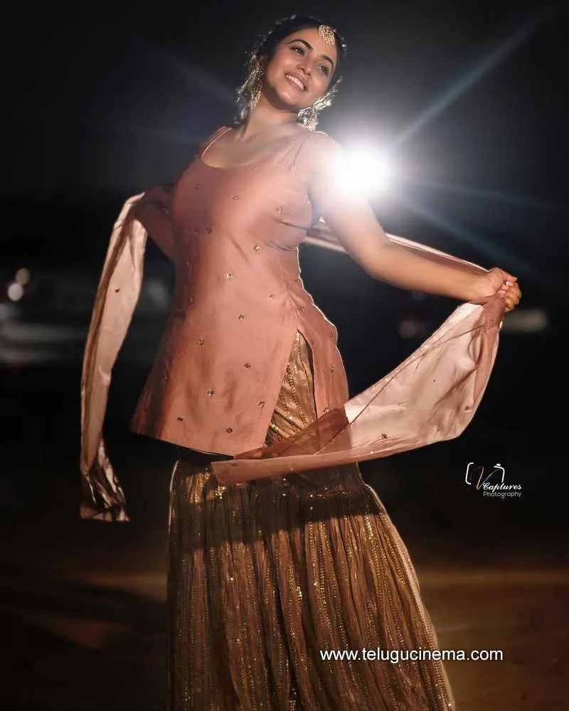 Poorna Stills 270722 003