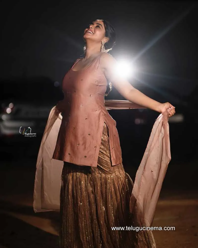 Poorna Stills 270722 007