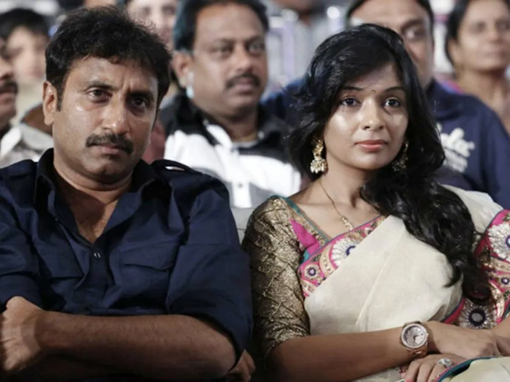 Srinuvaitla Roopa
