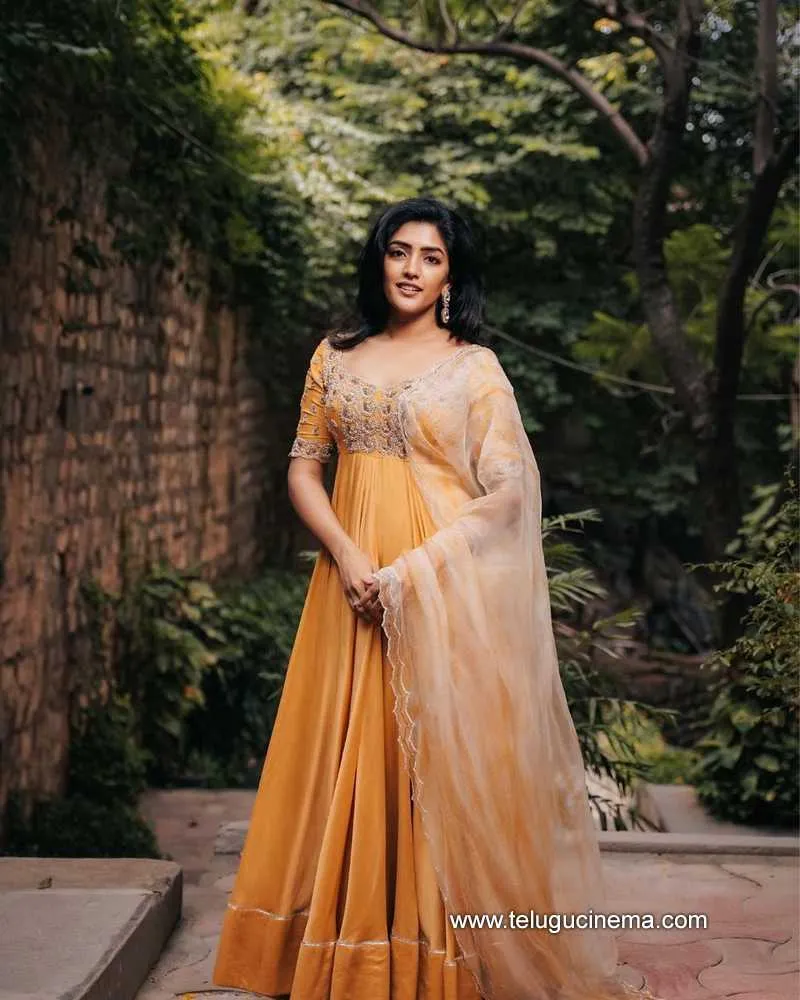 Eesharebba Stills 250822 006