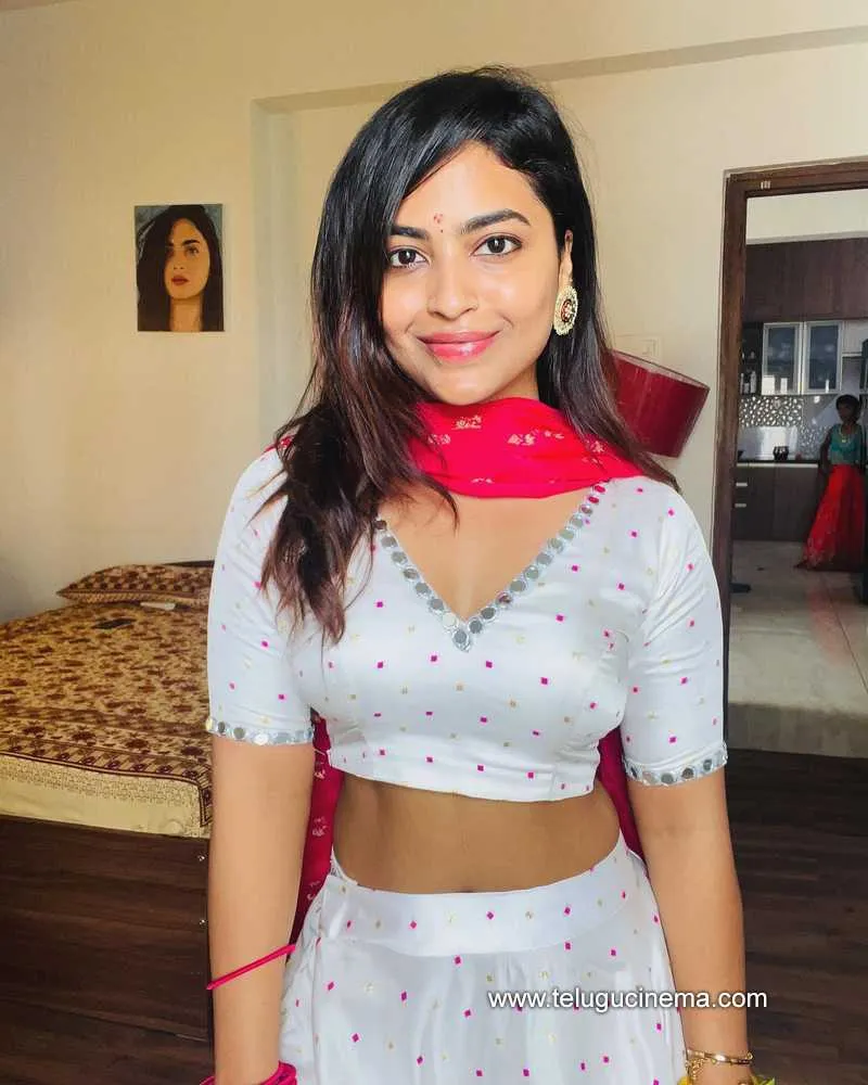 Harika Stills 050822 001