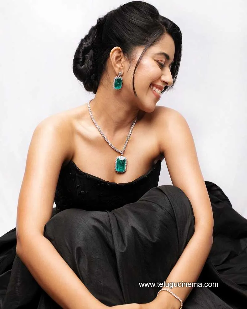 Mirnaliniravi Stills 180822 005