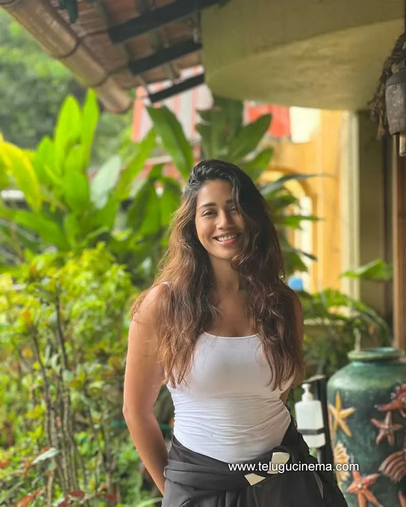 Nivetha Stills 080822 002
