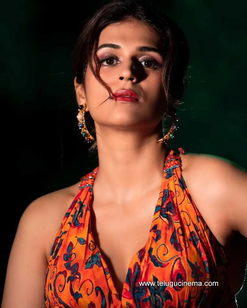 Shraddhadas Stills 300822 007