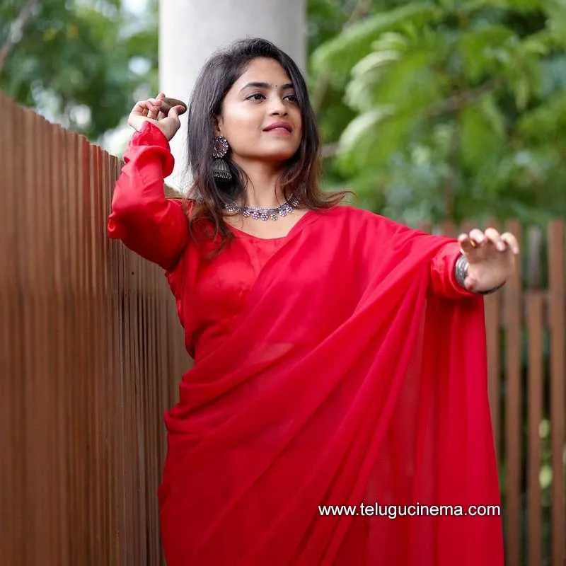 Harika Stills 160922 004