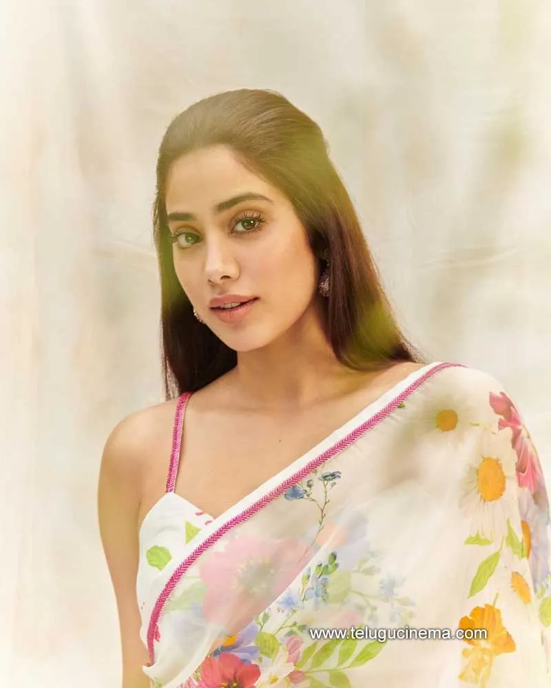 Janhvikapoor Stills 200922 008
