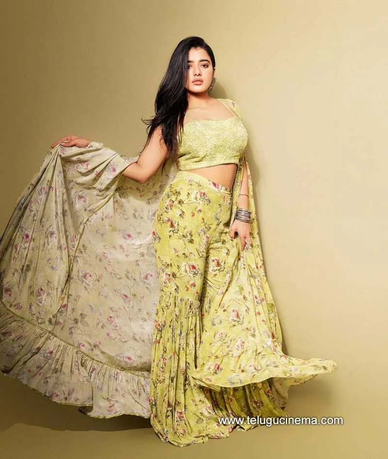 Kethikasharma Stills 60922 004