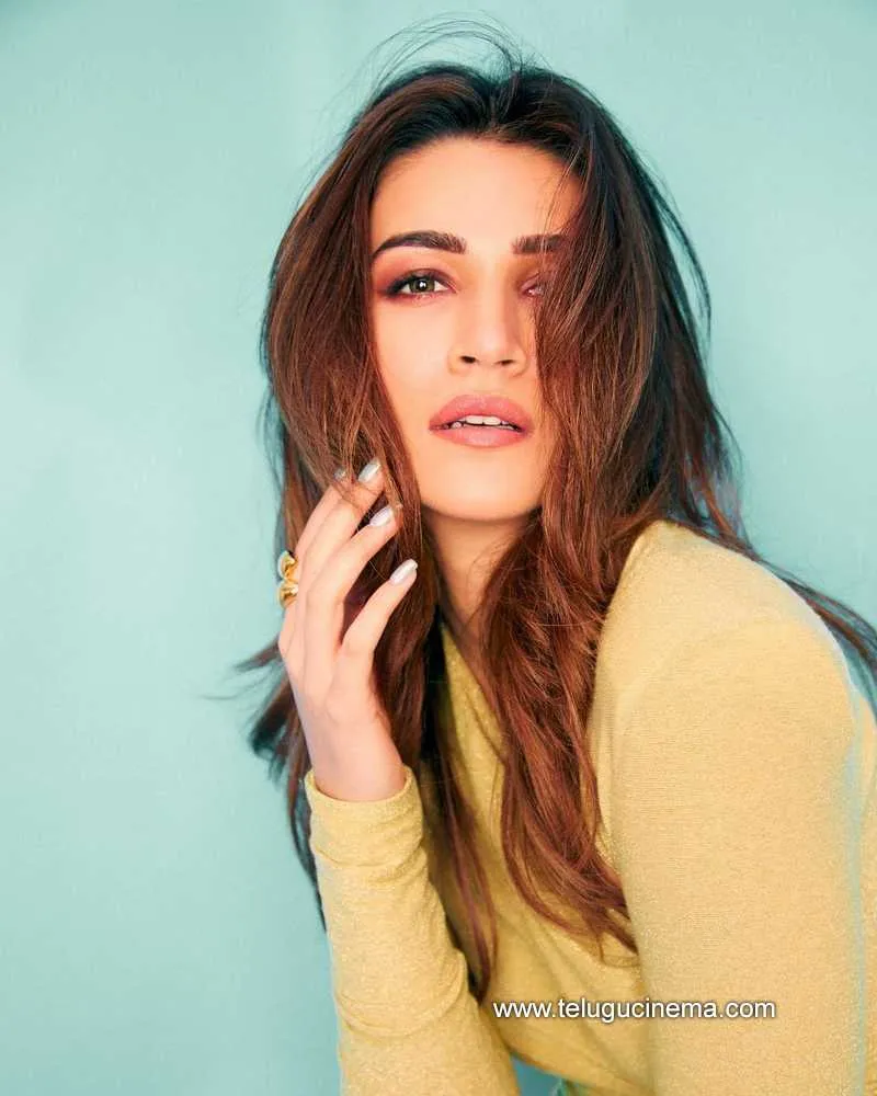 Kriti Stills 050922 006