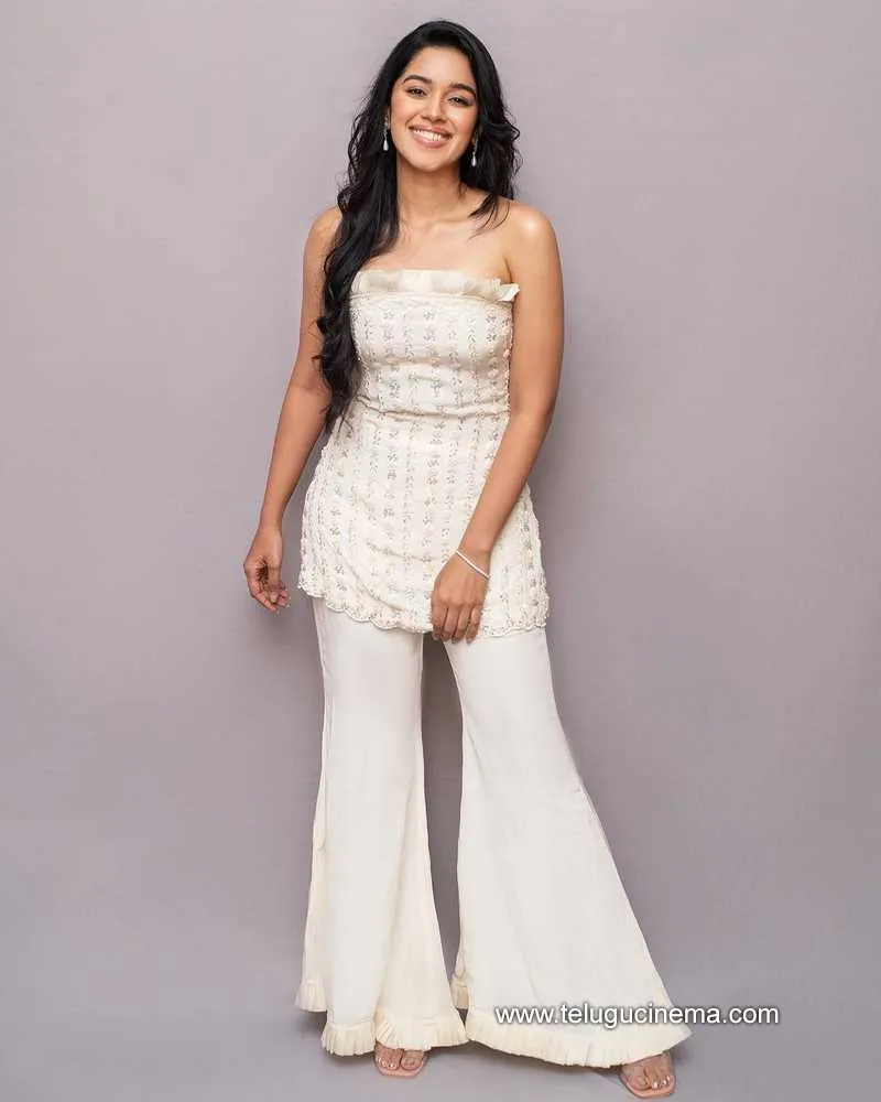 Mirnaliniravi Stills 020922 002