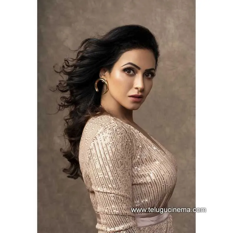 Nandini Stills 260922 001