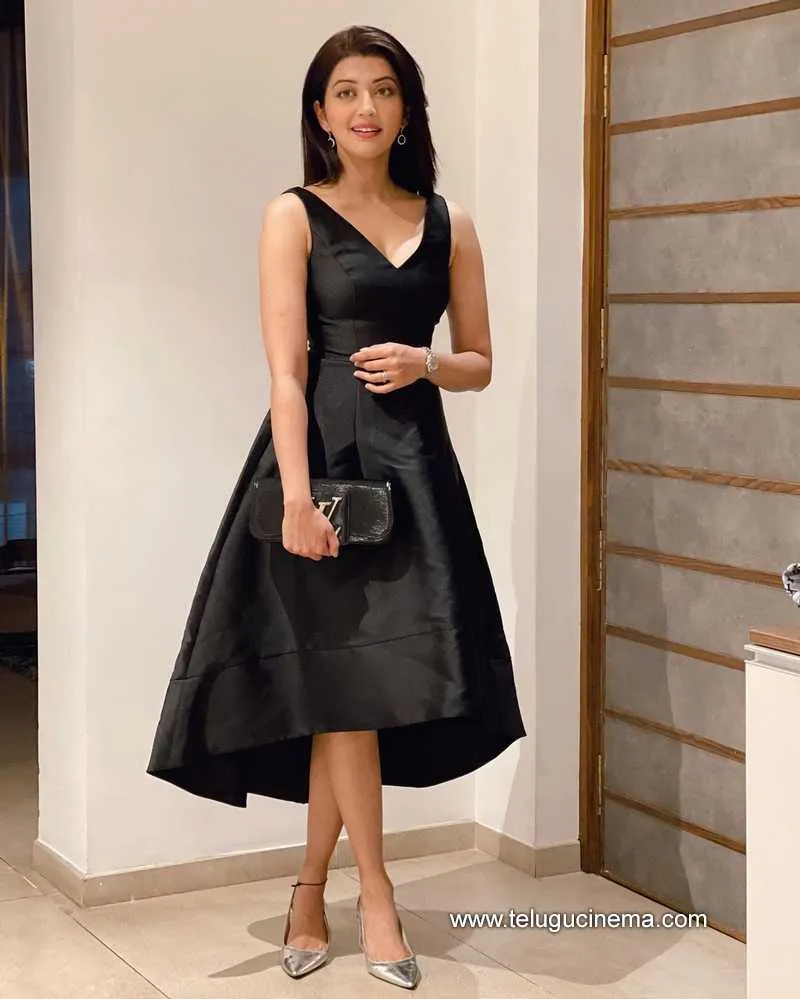 Pranitha Stills 260922 002