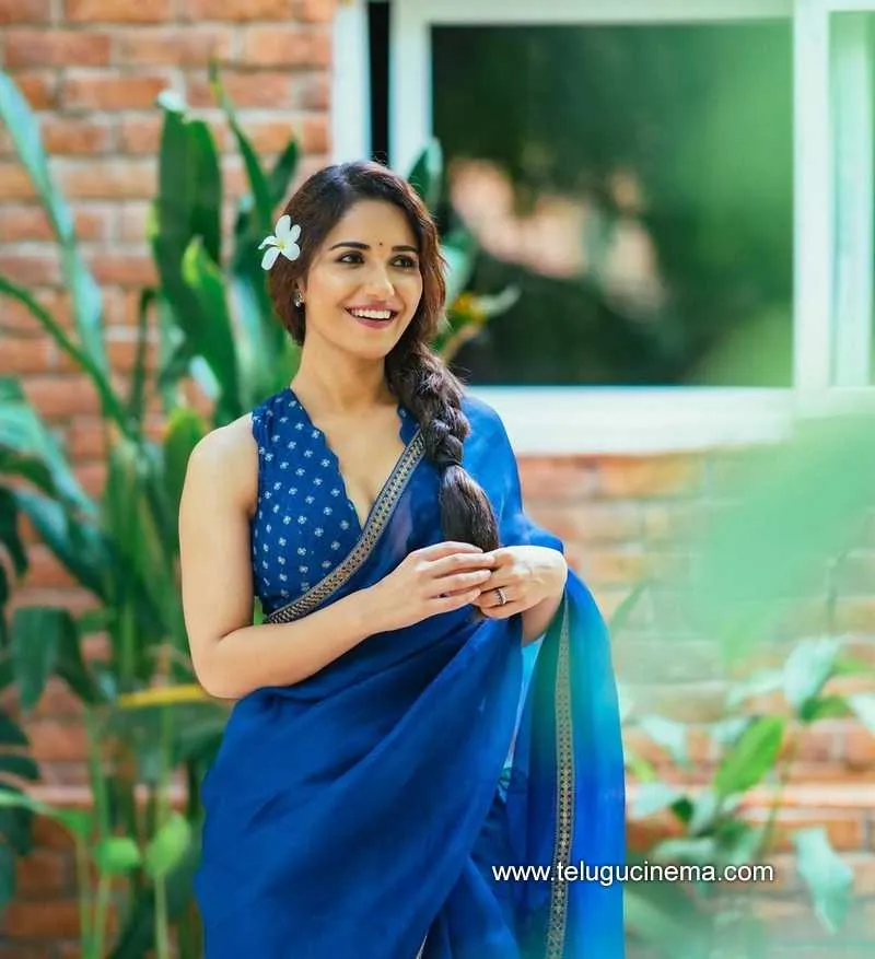 Ruhani Stills 280922 001