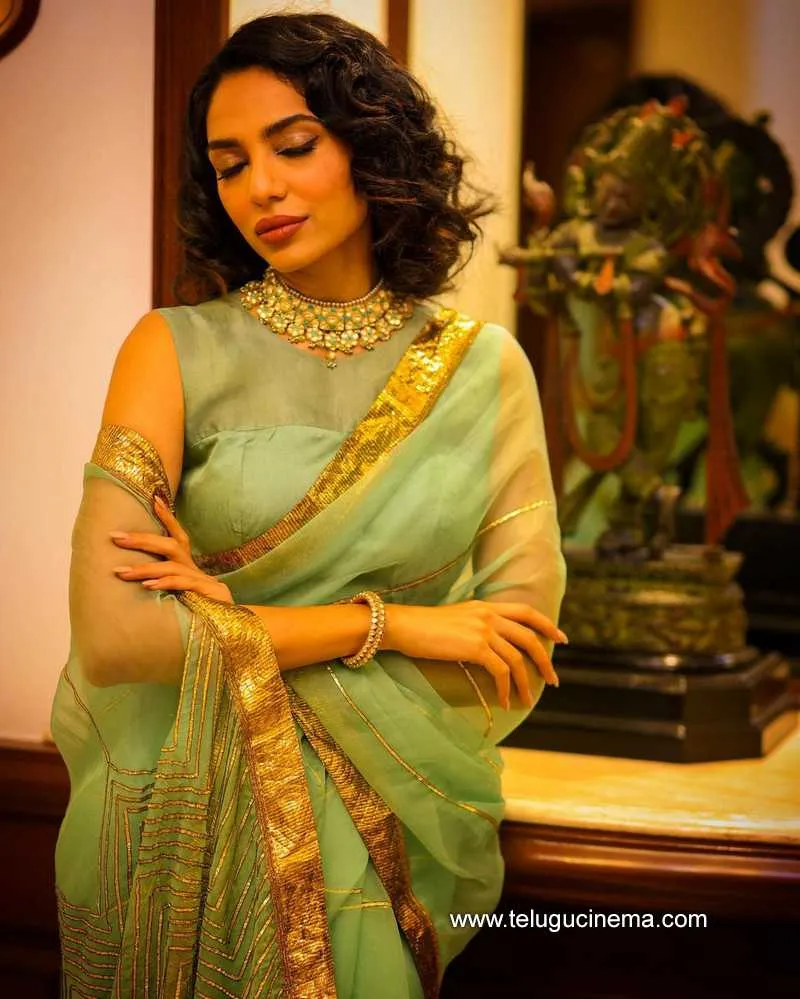 Sbhitha Stills 270922 005