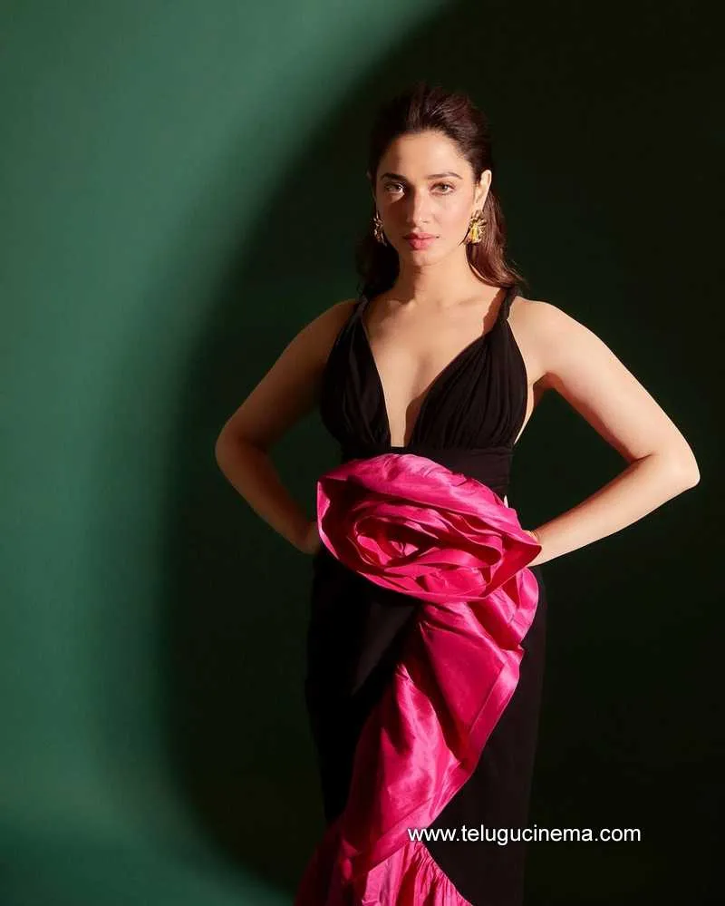 Tamannaah Stills 280922 005