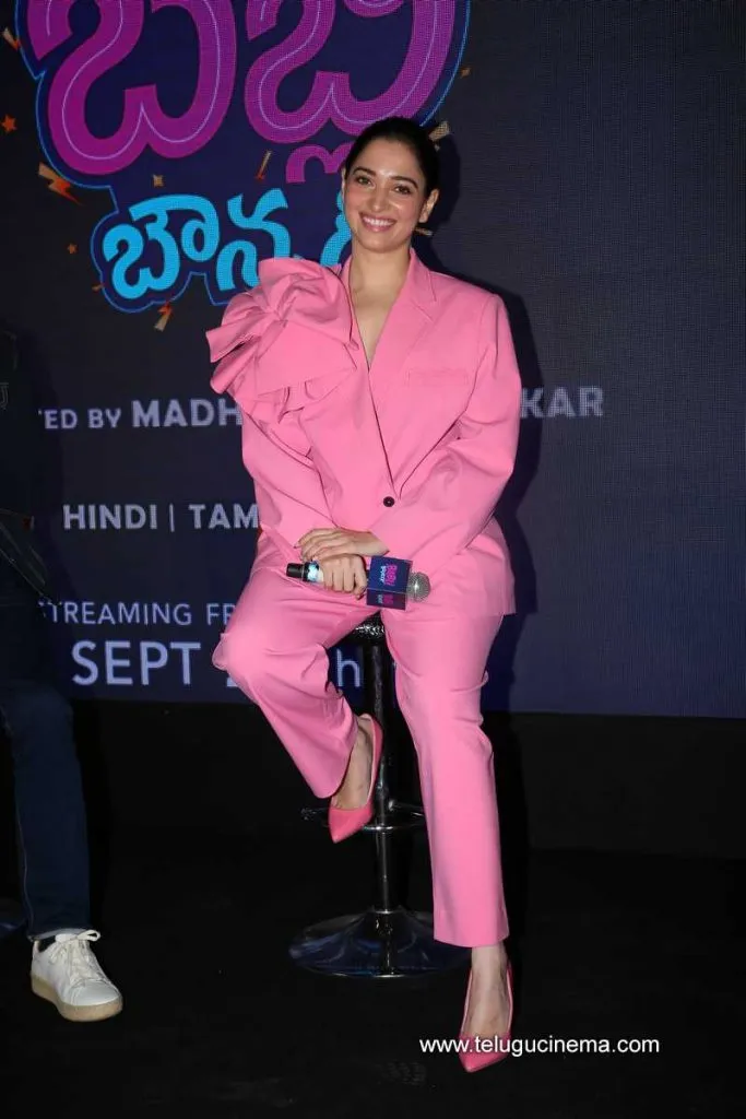 Tamannah Stills 170922 007