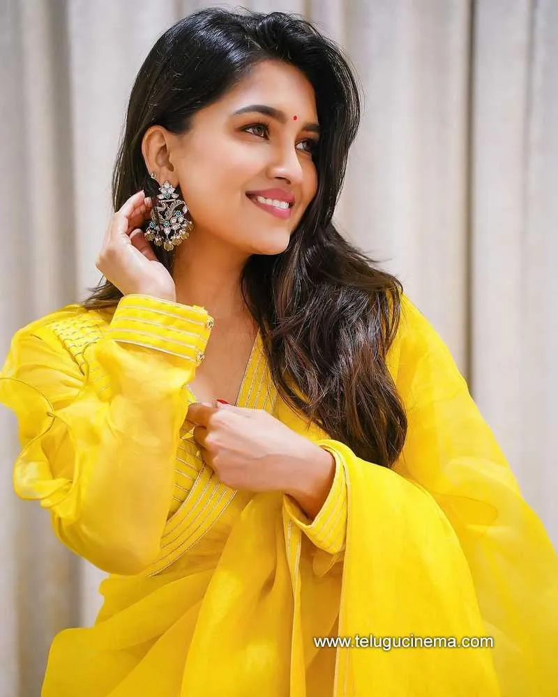 Vanibhojan Stills 210922 004