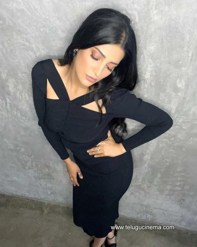 Shrutihasan Stills 061022 004