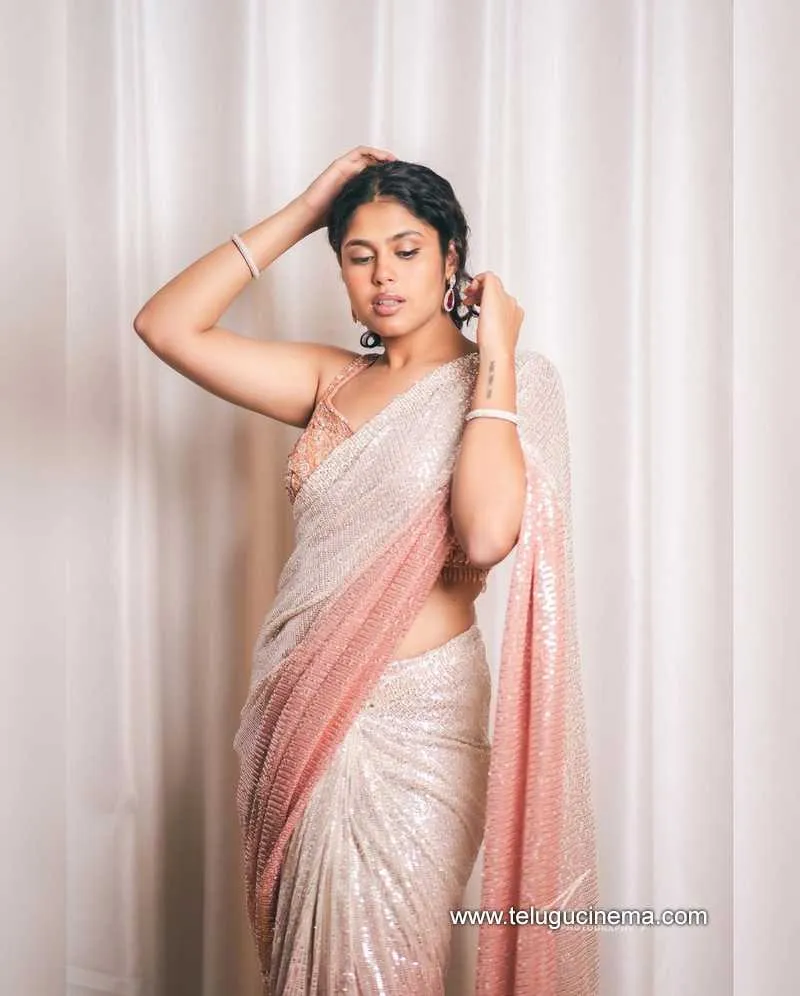 Faria Stills 07 11 22 001