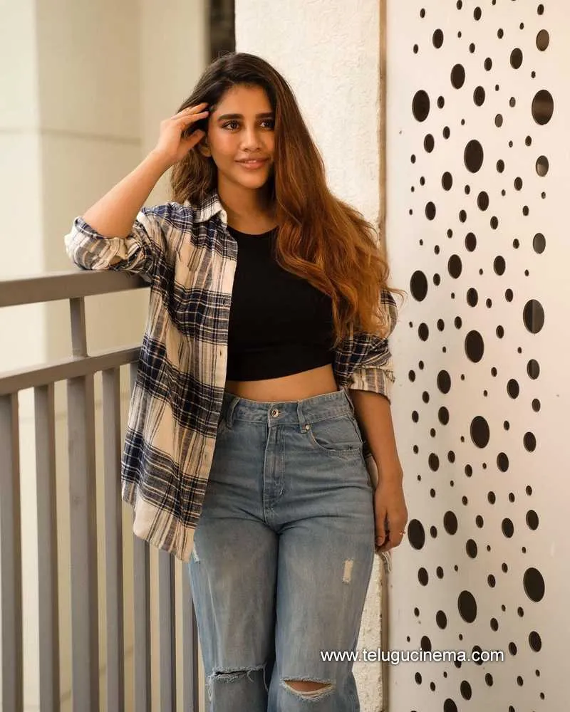 Nabhanatesh Stills 17 11 22 001