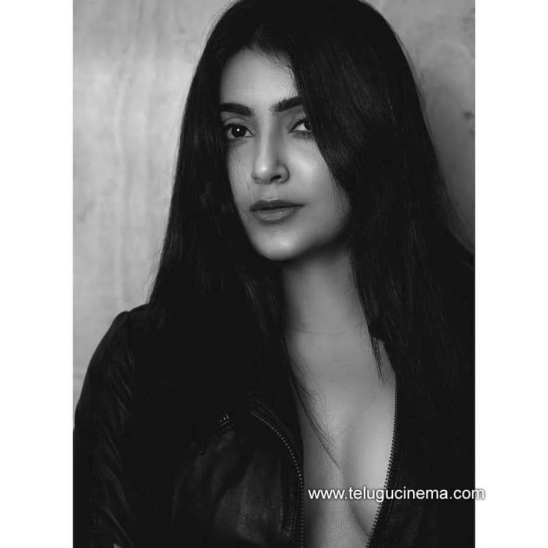 Avanthika Stills 02 12 22 001