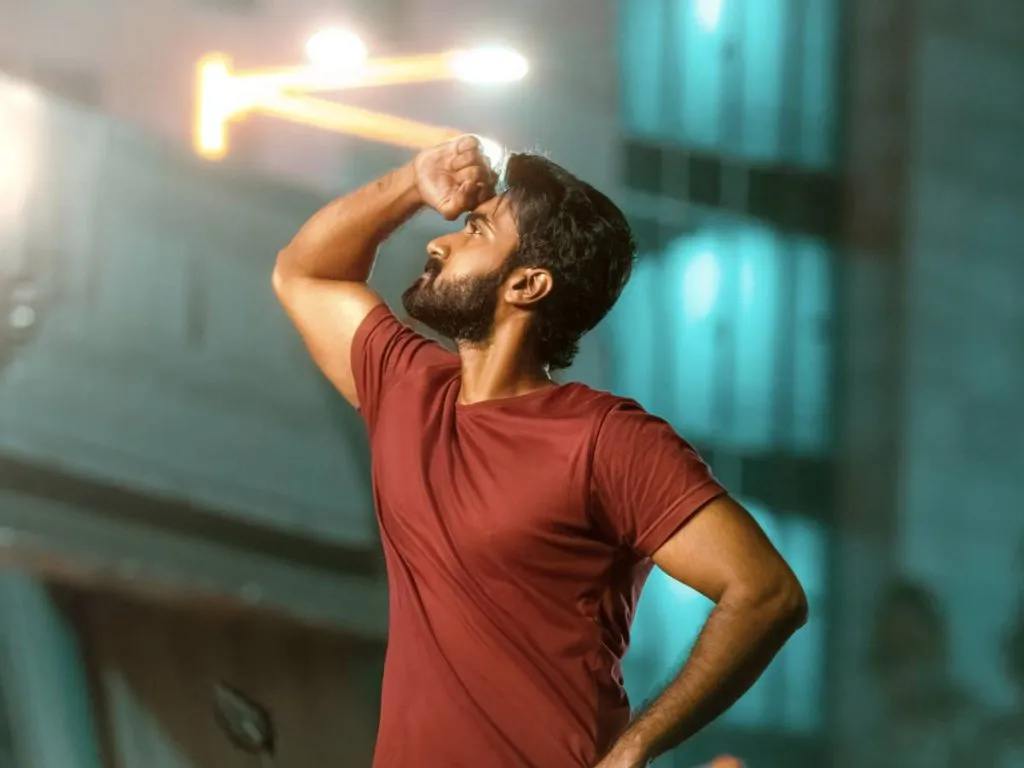 Kalyanam Kamaneeyam Ayyoentosong