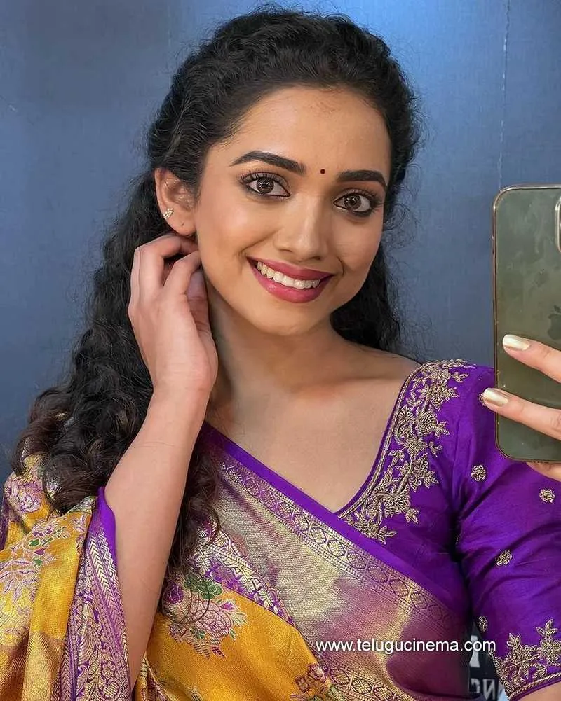 Saanve Stills 040123 003
