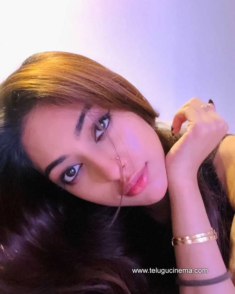 Anu Stills 010223 001