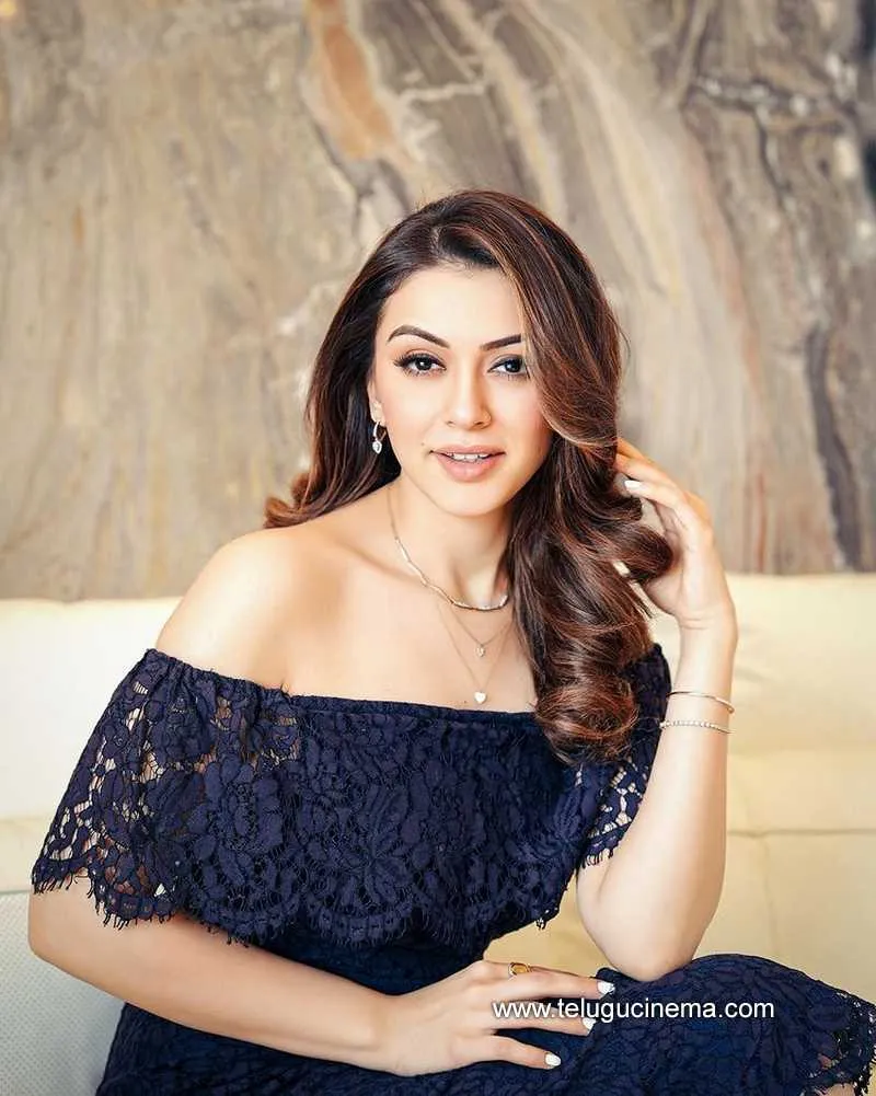 Hansika Stills 120223 001