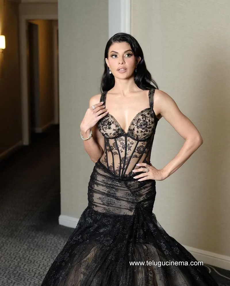 Jacqueline Stills 130323 001