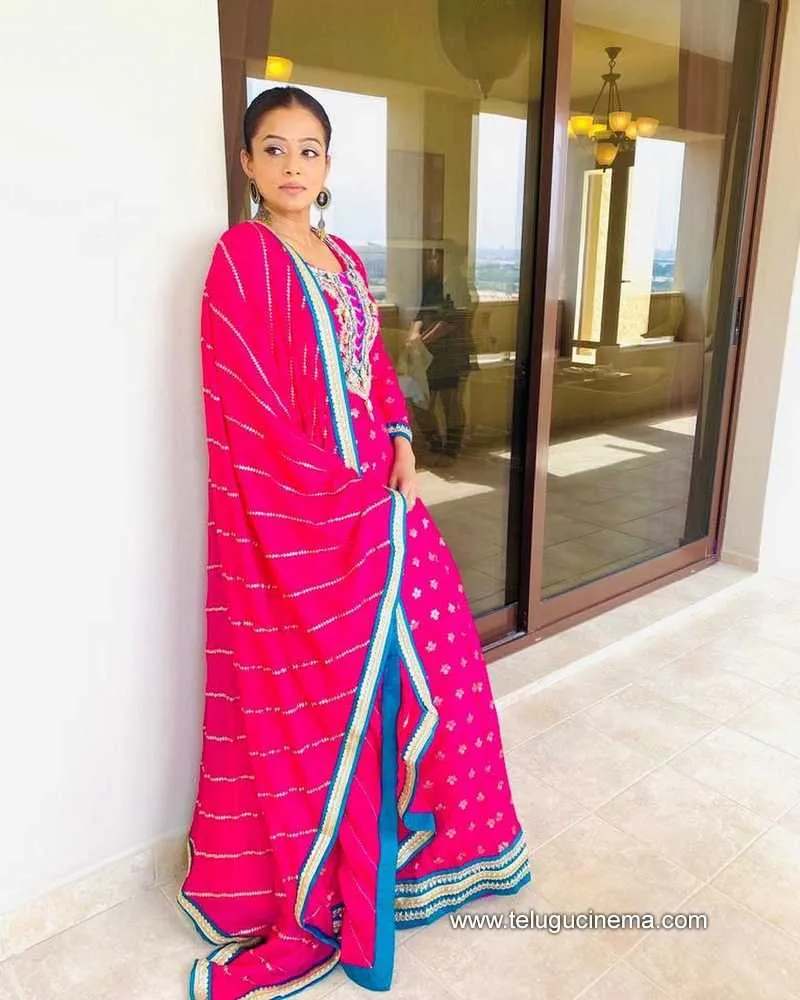 Priyamani Stills 100323 001