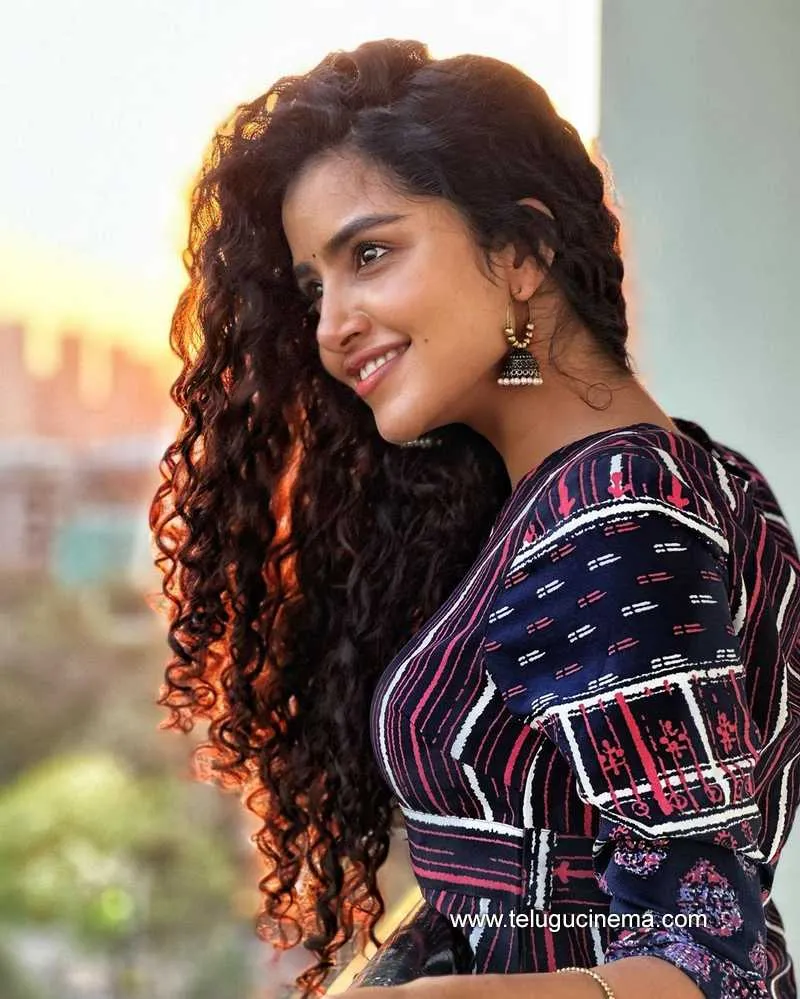 Anupama Stills 100423 005