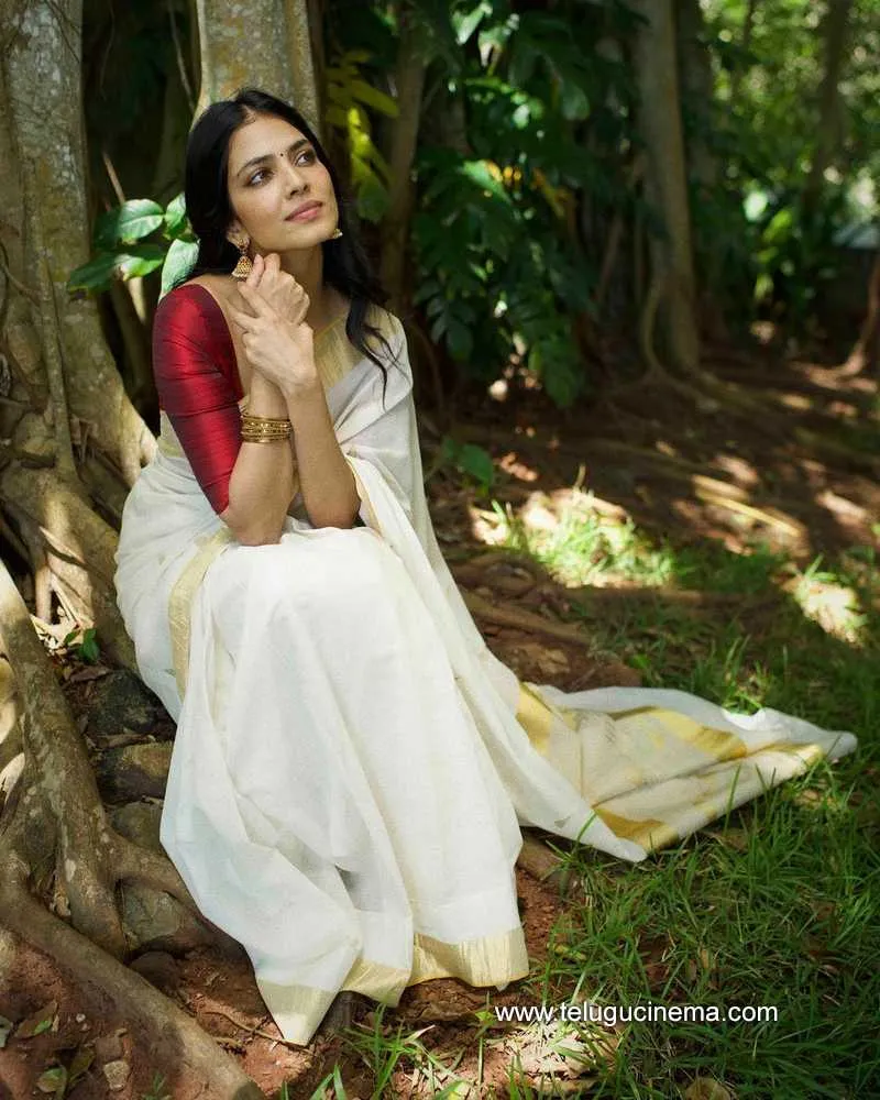 Malvika Stills 150423 001