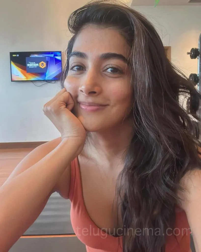 Pooja Hegde 2apr1