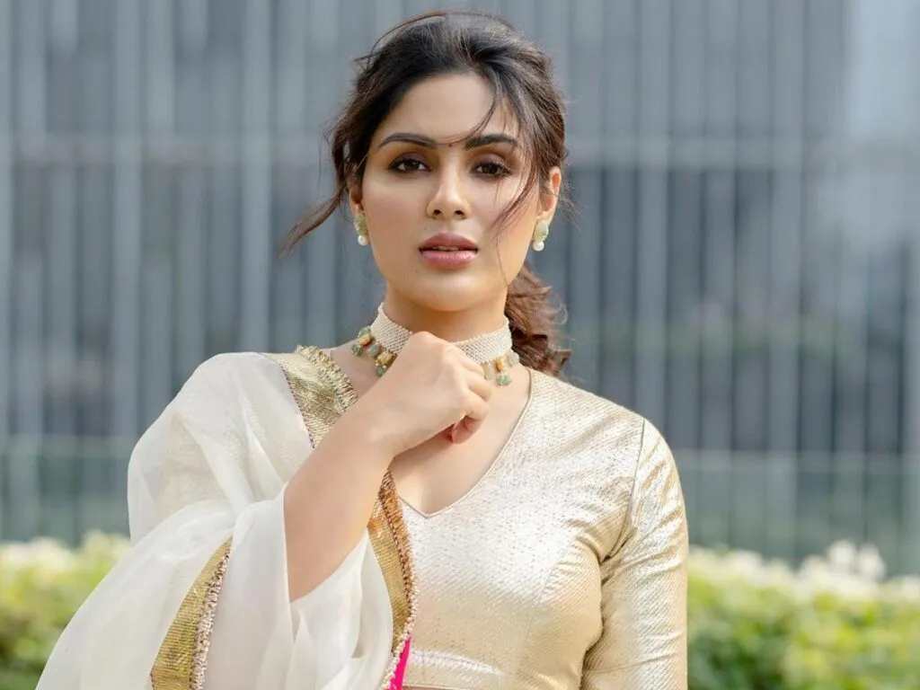Samyuktha Golden