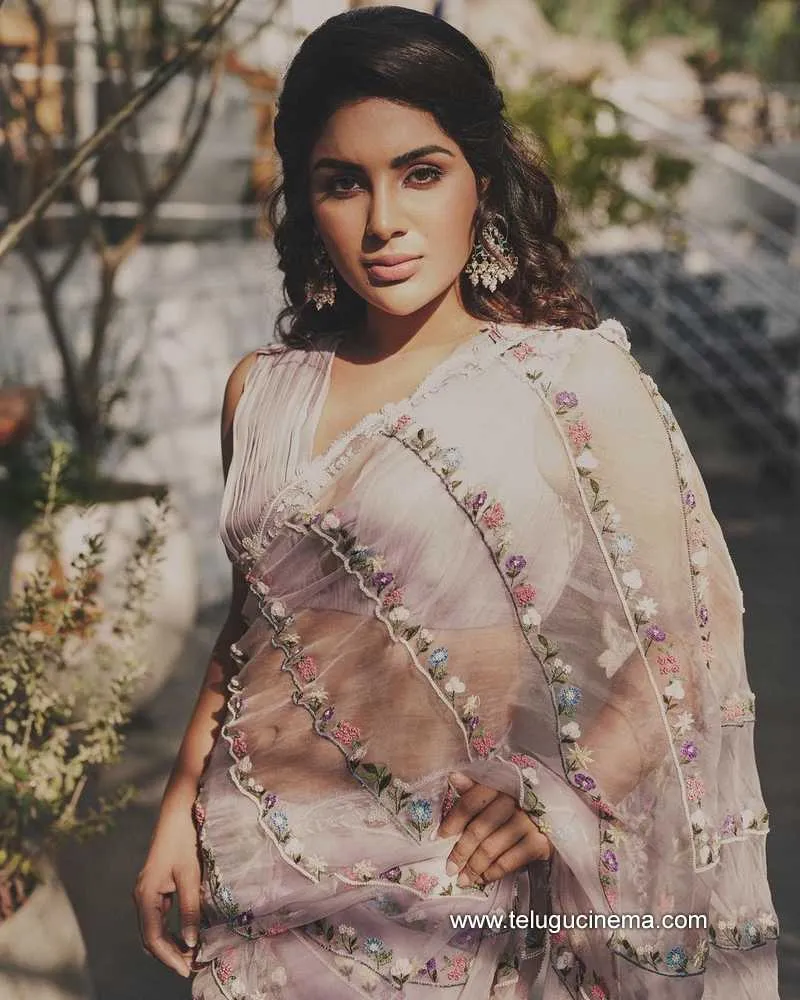 Samyuktha Stills 060423 001