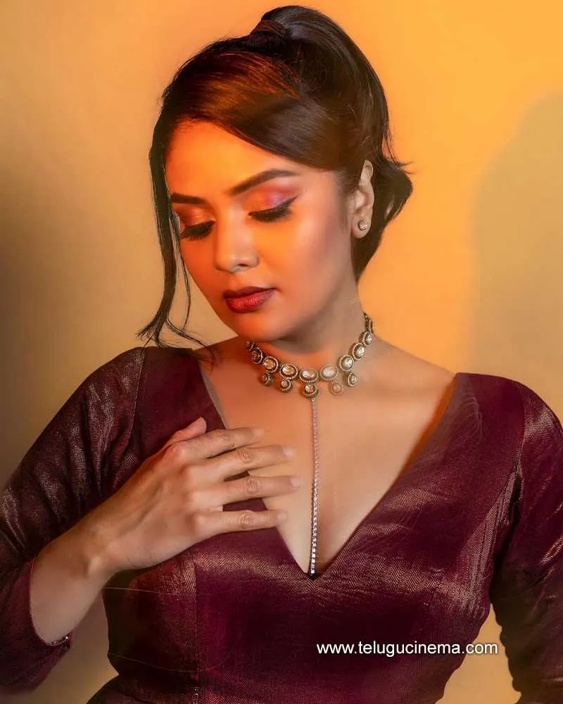 Sreemukhi Stills 220423 007