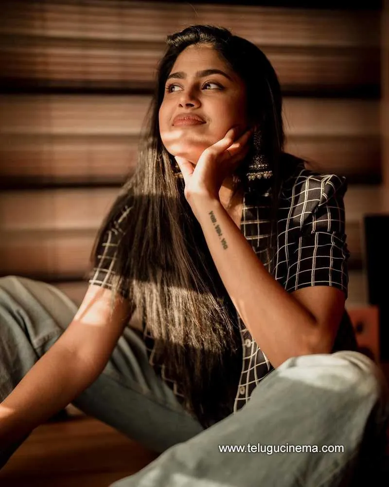 Faria Stills 090523 001