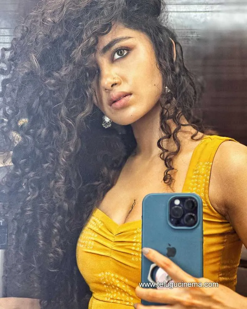 Anupama Stills 140623 001