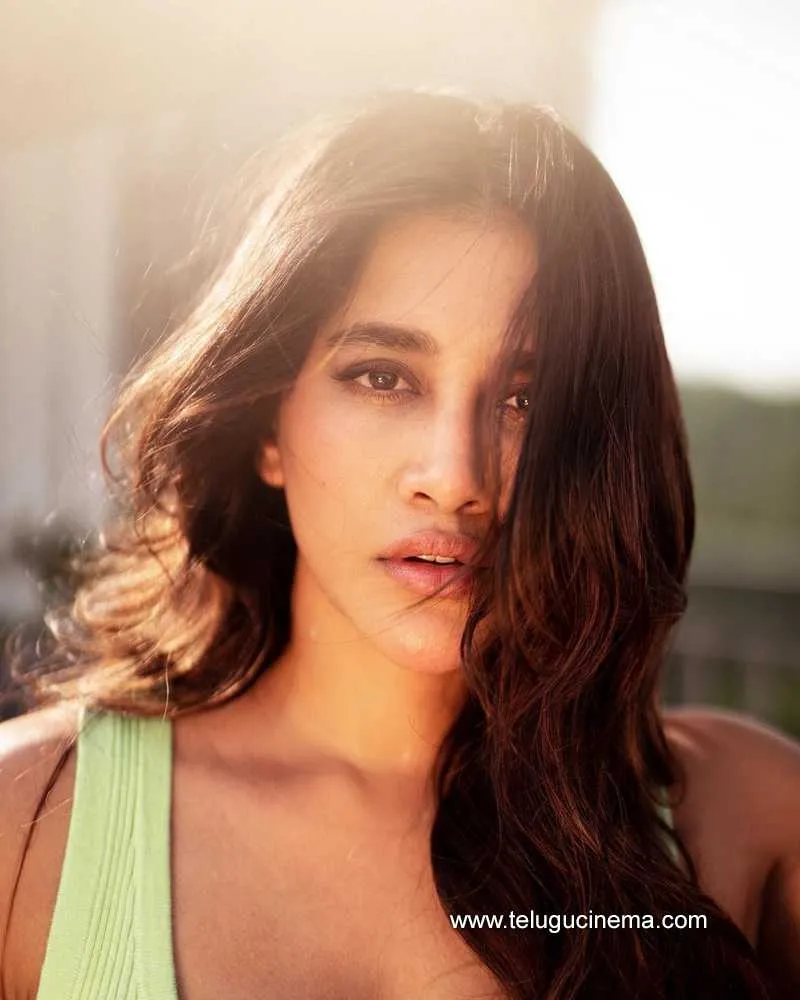 Nabha Stills 130623 001