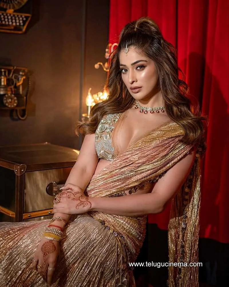 Railaxmi Stills 100623 001