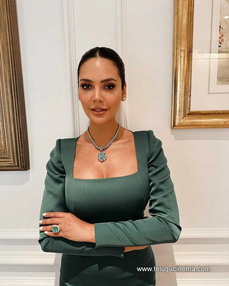 Eshagupta Stills 130723 001